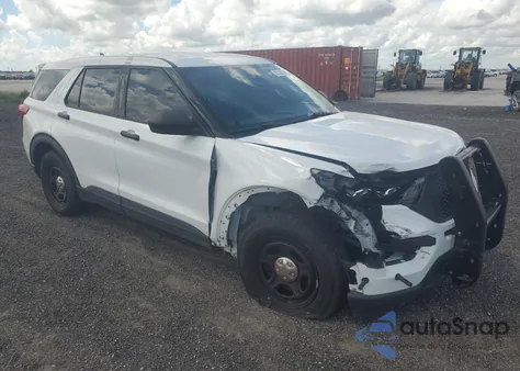 2021 Ford Explorer Police Interceptor z USA, uszkodzony, nr VIN 1FM5K8AB1MGA86409